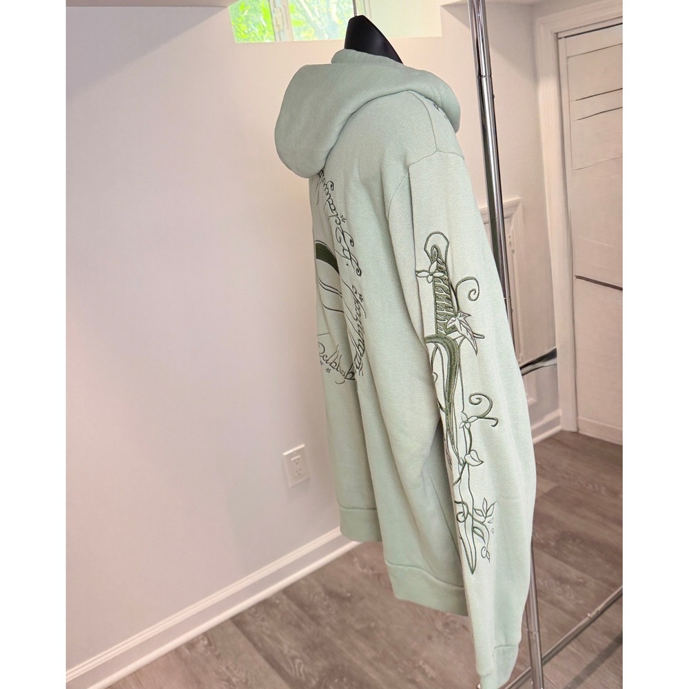 Lord of the Rings BoxLunch Sage Green Embroidered Tonal Icons Sweater Mens Large - Picture 6 of 10